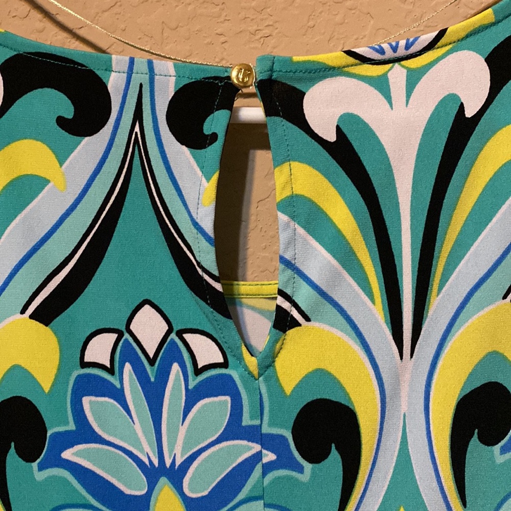 Dress - Picture 3 of 6